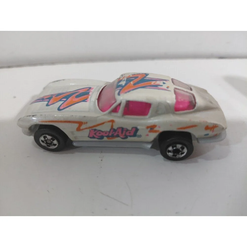Hot Wheels 1:64 Die Cast 1979 Malaysia Kool Aid C2 1963 Chevrolet Corvette Car